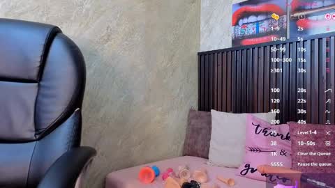Tanisha online show from May 31, 4:11 am