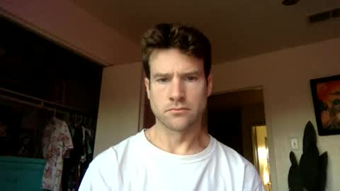 Dr. Love online show from April 7, 12:40 pm