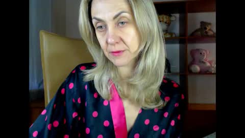 Snapshot of tanya6547 chatting on January 3, 11:56 am tanya online show from January 3, 11:56 am