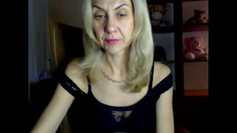 Snapshot of tanya6547 chatting on December 22, 12:16 pm tanya online show from December 22, 12:16 pm