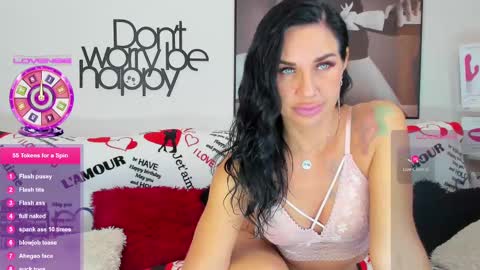 Snapshot of tara_bloss chatting on March 5, 2:46 am Tara online show from March 5, 2:46 am