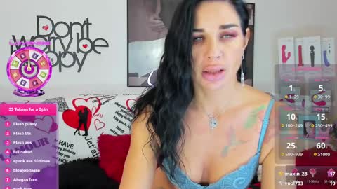 Snapshot of tara_bloss chatting on February 12, 6:08 am Tara online show from February 12, 6:08 am