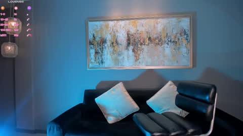 Tara Lawrence online show from October 7, 3:46 am