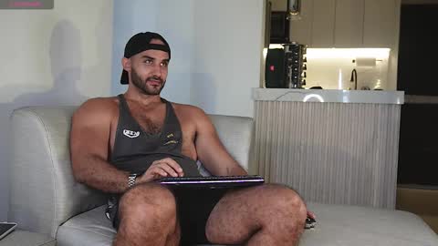 Tarek online show from October 7, 9:00 pm