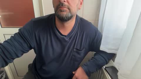 tarkan198 online show from February 12, 11:25 am