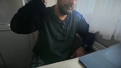 tarkan198 online show from February 26, 7:56 am