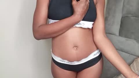 tasha3364 online show from September 17, 12:03 am
