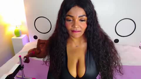 Tasha online show from January 19, 1:55 pm
