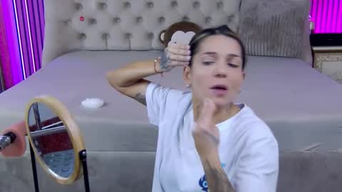 TastyPatricia online show from November 17, 9:01 am