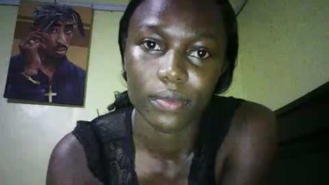 Snapshot of tat493864 chatting on October 30, 12:39 pm tat493864 online show from October 30, 12:39 pm