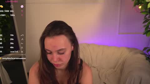 Tati online show from March 5, 12:55 pm