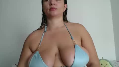 tatiana_monteros online show from January 14, 2:43 pm