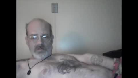Snapshot of tattedpanther chatting on February 19, 1:18 am tattedpanther online show from February 19, 1:18 am