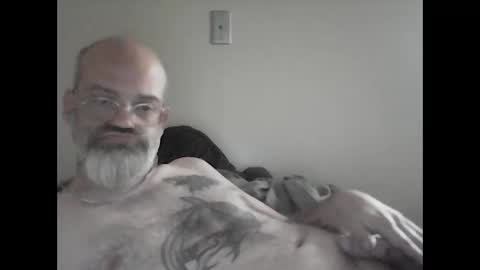 Snapshot of tattedpanther chatting on September 24, 1:40 pm tattedpanther online show from September 24, 1:40 pm