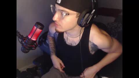 tattedtoyabuser online show from October 24, 7:42 am