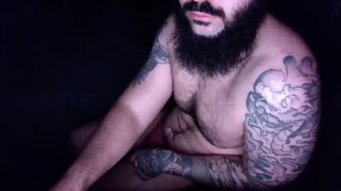 Snapshot of tattooedandbearded22 chatting on September 22, 6:39 am tattooedandbearded22 online show from September 22, 6:39 am