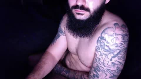Snapshot of tattooedandbearded22 chatting on October 3, 6:43 am tattooedandbearded22 online show from October 3, 6:43 am