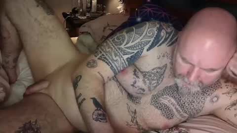 Tattooeddilf 01 online show from December 16, 1:42 am