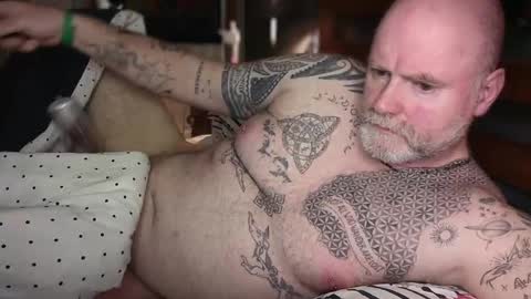 Tattooeddilf 01 online show from March 31, 10:32 pm