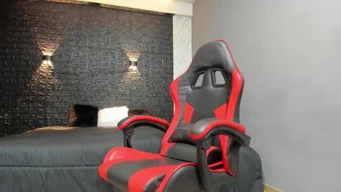  T A U R U S  online show from October 11, 11:48 am