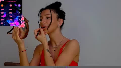 TayaKayan online show from December 19, 2:56 am