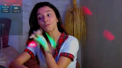 TayaKayan online show from December 15, 11:50 am