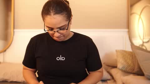 Teylor  Kim online show from October 18, 8:46 pm