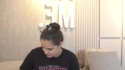 Snapshot of taylerkim chatting on September 23, 6:03 pm Teylor Kim online show from September 23, 6:03 pm