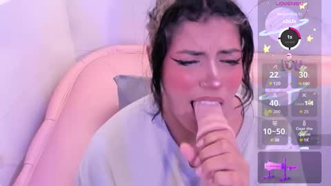 taylor_cupper_ online show from October 18, 9:08 pm