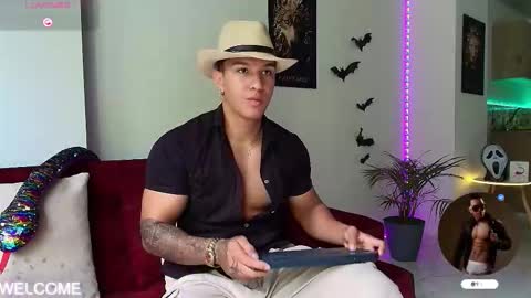 Penagos zz    online show from October 25, 3:12 pm