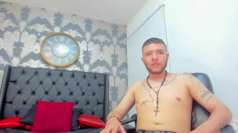 taylor_mason1 online show from November 20, 8:50 pm