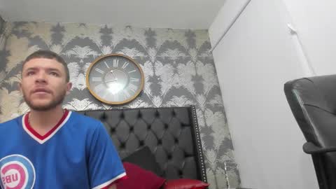 taylor_mason1 online show from December 2, 9:13 pm