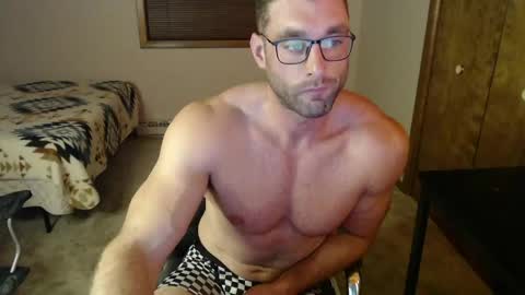 Taylor Oaks online show from June 2, 2:13 am