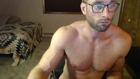 Taylor Oaks online show from June 4, 1:22 am