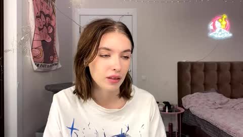Bella online show from October 9, 2:44 pm