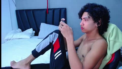 Tayron online show from November 20, 9:23 pm