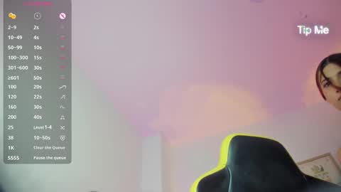 B A B I online show from November 27, 6:48 pm