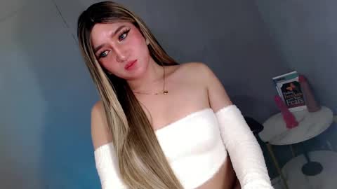 ellaine online show from March 8, 1:06 am