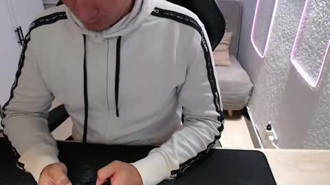 DYNAMITE DUO69 online show from March 11, 12:52 pm