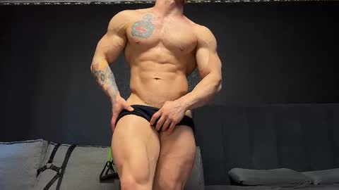 Andy Psy online show from April 1, 1:41 pm