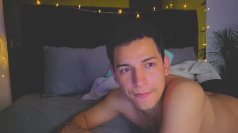  Follow me on Twitter boys ryder and instagram teddyscoot 12  online show from October 4, 9:40 am