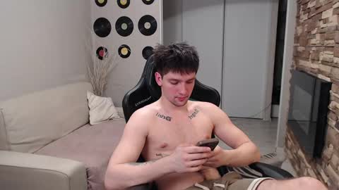 Teddy online show from April 11, 6:45 pm