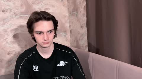 Tema online show from April 3, 7:32 pm