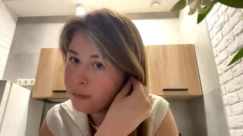 Lana online show from March 9, 9:25 am