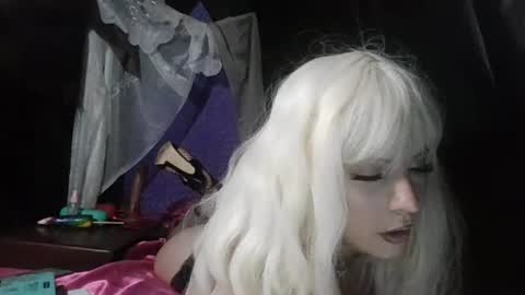 temptedbrat online show from May 14, 6:44 am