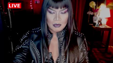 Snapshot of temptress_cocoxxx chatting on February 2, 7:14 pm Mistress Coco online show from February 2, 7:14 pm