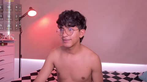 teo brown Independent model online show from September 24, 1:51 pm