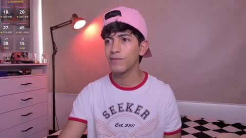 teo brown Independent model online show from November 2, 9:48 pm