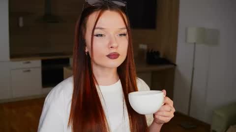 Emily online show from October 17, 6:12 pm