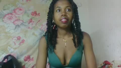 terachela online show from May 12, 4:05 pm